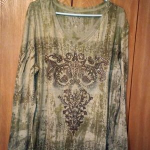 Light long sleeve shirt